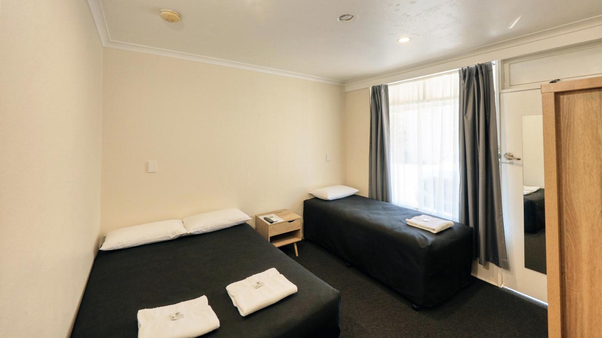 Coachman Hotel Motel Parkes Exterior foto